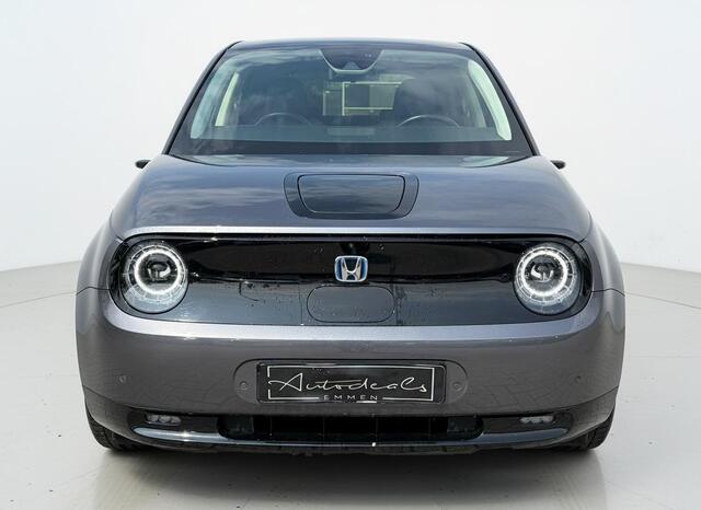 Honda E Advance 17" CARPLAY - PANO - STOELVERWARMING - 360 CAMERA - DIGITALE SPIEGELS