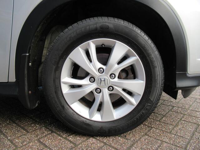 Honda HR-V 1.5 i-VTEC Elegance 130-PK| Automaat | Clima-Airco | Navigatie | Parkeersensoren | Incl. BOVAG Garantie | Bluetooth | Lichtmetalen velgen |