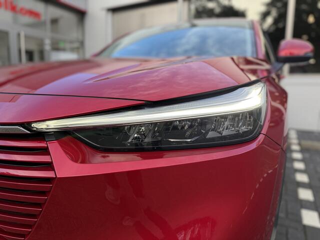 Honda HR-V 1.5 e:HEV Elegance Navigatie, Voorstoelen verwarmd, Parkeersensoren V+A , All-in Rijklaarprijs