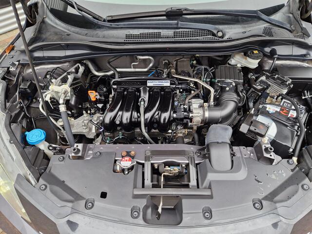 Honda HR-V 1.5 i-VTEC Executive | Cruise control | Panoramadak | Voorstoelen verwarmd