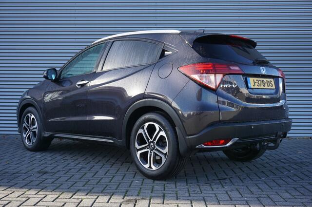 Honda HR-V 1.5 i-VTEC Executive TREKHAAK | PANO | NAVI