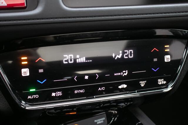 Honda HR-V 1.5 i-VTEC Executive -Schuif/-kanteldak | Cruise | Nav