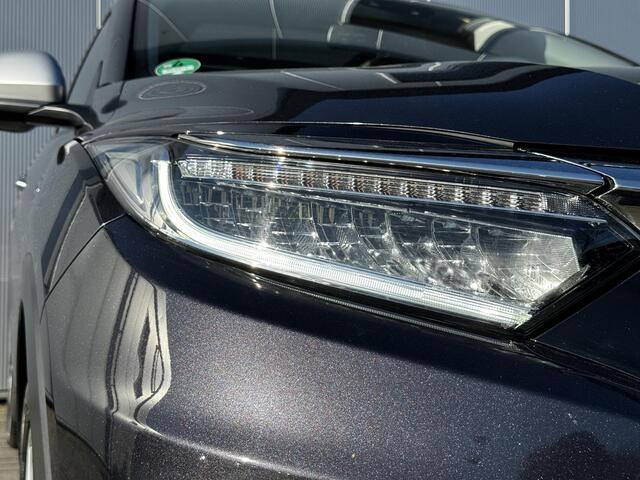 Honda HR-V 1.5 i-VTEC Executive / Open dak / Trekhaak / Winter en Zomer Set /