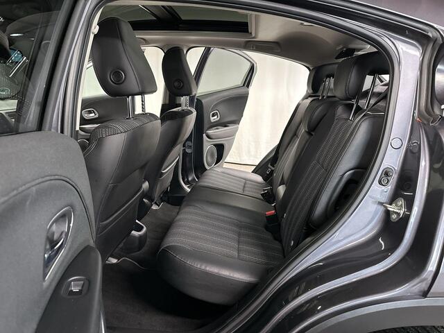 Honda HR-V 1.5 i-VTEC Executive Automaat | Trekhaak | Pano