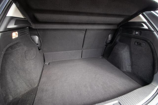 Honda HR-V 1.5 i-VTEC Executive automaat - dealerond. | Schuif-kanteldak | Stoelverw. | Nav