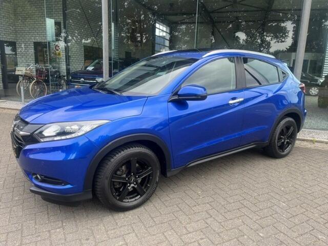 Honda HR-V 1.5 I-VTEC EXECUTIVE AUTOMAAT TREKHAAK PANO/SCHUIFDAK