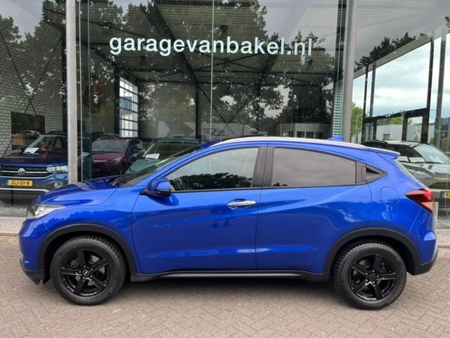 Honda HR-V 1.5 I-VTEC EXECUTIVE AUTOMAAT TREKHAAK PANO/SCHUIFDAK