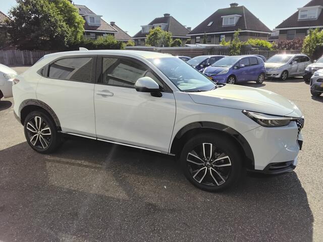 Honda HR-V 1.5 e:HEV Advance special edition grille