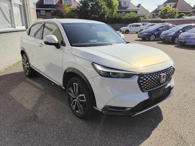 Honda HR-V 1.5 e:HEV Advance special edition grille