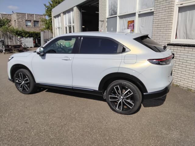 Honda HR-V 1.5 e:HEV Advance special edition grille