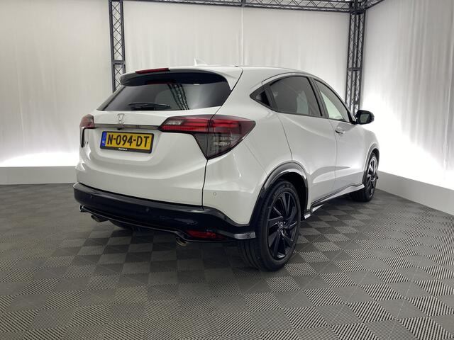 Honda HR-V 1.5 i-VTEC Turbo Sport | 182 pk | Navi | Camera | LED | Magic seats | Trekhaak | Rijstrooksensor