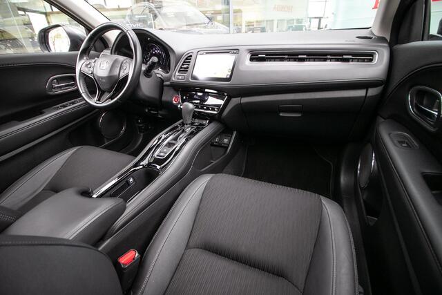 Honda HR-V 1.5 i-VTEC Executive Automaat - Schuifdak | Trekhaak | Aeropack | Dealer ond. | Navi/camera