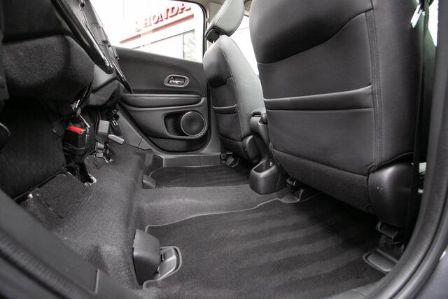 Honda HR-V 1.5 i-VTEC Executive Automaat - Schuifdak | Trekhaak | Aeropack | Dealer ond. | Navi/camera