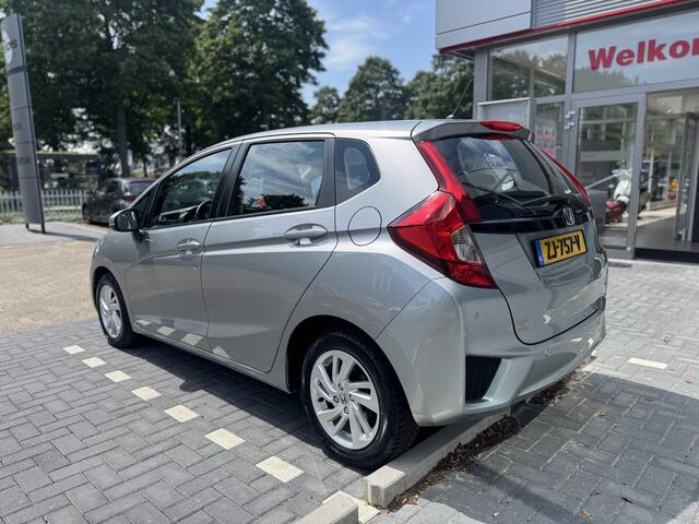 Honda JAZZ 1.3 i-VTEC Comfort Cruise control, Parkeersensoren V+A . All-in Rijklaarpijs