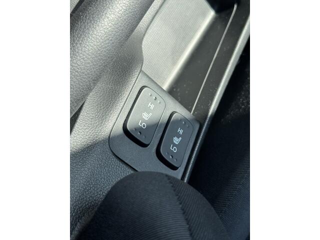 Honda JAZZ 1.3 i-VTEC Comfort Cruise control, Parkeersensoren V+A . All-in Rijklaarpijs