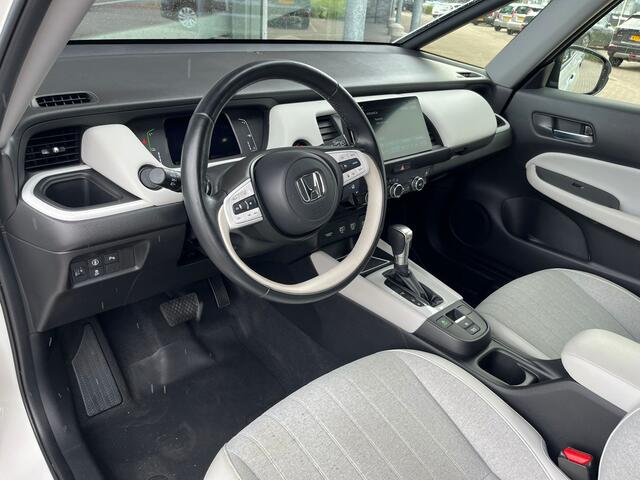 Honda JAZZ 1.5 e:HEV Executive | Navigatie | Camera | Stoel/Stuurwiel Verwarming | Adaptive Cruise Control |