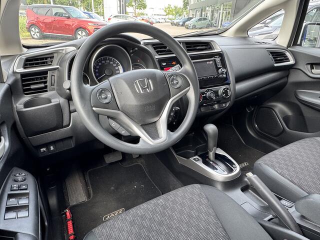 Honda JAZZ 1.3 i-VTEC Trend 19 dkm Automaat dealer onderhouden Trekhaak info: M.Safari 0492588976