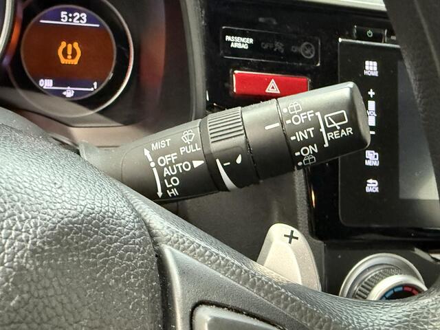 Honda JAZZ 1.3 i-VTEC Comfort ,1ste eigenaar, Navigatie, Sensoren voor en achter
