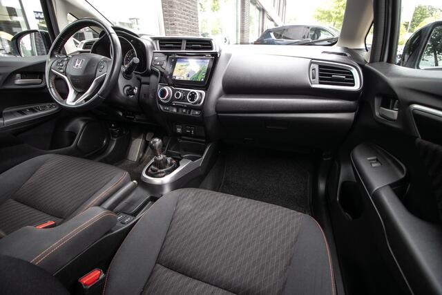 Honda JAZZ 1.5 i-VTEC Dynamic al-in rijklrprs | all season banden