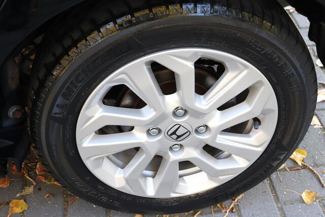 Honda JAZZ 1.3 i-VTEC Comfort, Navigatie, eerste eigenaar, dealeronderhouden.