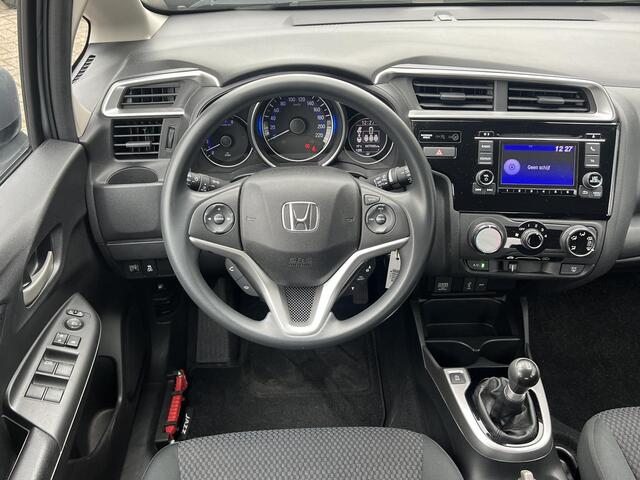 Honda JAZZ 1.3 i-VTEC Trend TREKHAAK | NED. AUTO | LAGE KM STAND 47.580km | AIRCONDITIONG | BLUETOOTH | STOELVERWARMING |