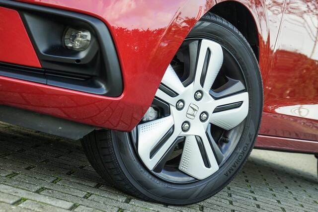 Honda JAZZ 1.5i e:HEV EXECUTIVE - FULL HYBRID - ALL WEATHERS - SPATLAPPEN - DEURSRIPPEN