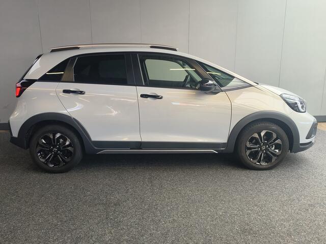 Honda JAZZ 1.5 e:HEV Advance Crosstar automaat uit 2025 Rijklaar + fabrieksgarantie Henk Jongen Auto's in Helmond, al 50 jaar service zoals 't hoort!
