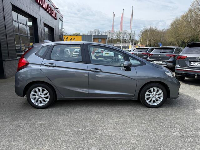 Honda JAZZ 1.3 I-VTEC BJ.2018 AUTOMAAT CRUISE AIRCO 50.000 KM STOELVERW.