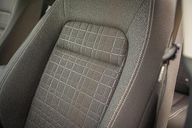 Honda ZR-V 2.0i e:HEV ELEGANCE - AKTIE - NIEUW - FULL HYBRID - AUTOMAAT