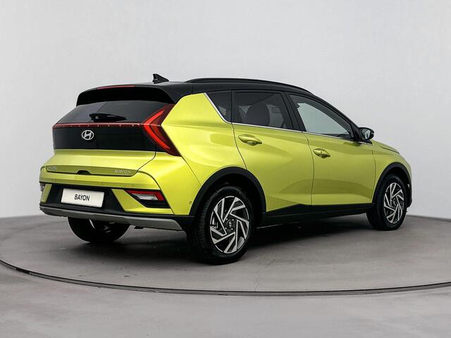 Hyundai Bayon 1.0 T-GDI Premium | Climate control | Verwarmbare stoelen en stuur | Privacy glass | Navigatie