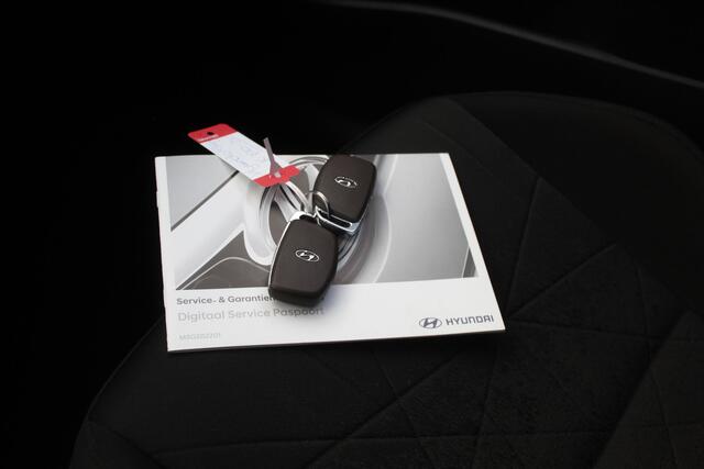 Hyundai Bayon 1.0 T-GDI Premium Navigatie/Achteruitrijcamera/Stoelverwarming/Stuurverwarming/Keyless/Adaptive cruise control/Lane assist/Virtueel cockpit/Inklapbare spiegels