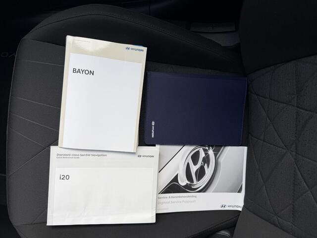 Hyundai Bayon 1.0 T-GDI Premium / Stuurverwarming / Stoelverwarming / Navigatie / Dode hoek detectie / Apple Carplay / Android Auto / Adaptieve Cruise Control / Achteruitrijcamera