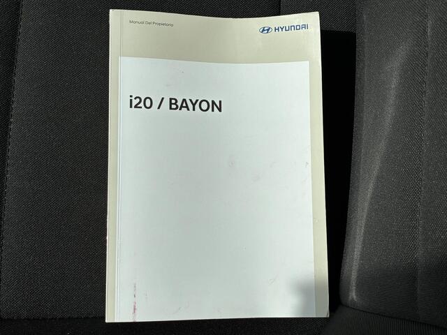 Hyundai Bayon 1.0 T-GDI Comfort / Fabrieksgarantie t/m 4-2030 / Navigatie / Apple Carplay/Android auto / Achteruitrijcamera / DAB /