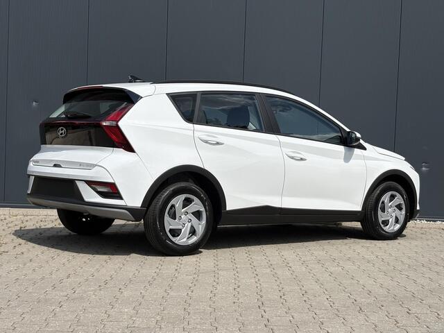 Hyundai Bayon 1.0 T-GDI E-Motion / Uit Voorraad Leverbaar / Snel Rijden / Navigatie / Cruise Control Adaptief / Apple Carplay/Android Auto /