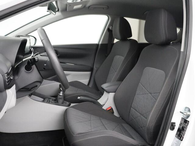 Hyundai Bayon 1.0 T-GDI Comfort | Virtual | Cruise control | Carplay | Park assist | DAB | Lane assist | Full LED | Camera