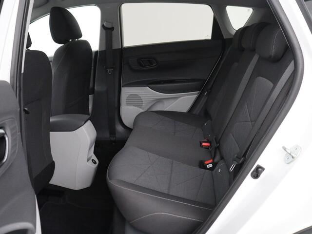 Hyundai Bayon 1.0 T-GDI Comfort | Virtual | Cruise control | Carplay | Park assist | DAB | Lane assist | Full LED | Camera