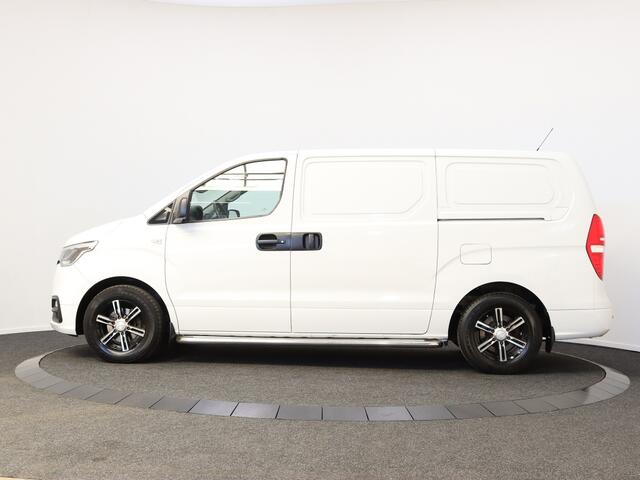 Hyundai H300 2.5 CRDI | Dubbele schuifdeur | Airco |