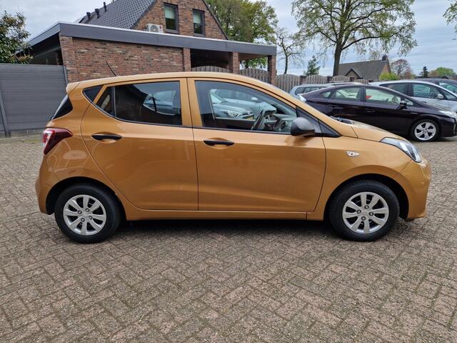 Hyundai I 10 1.0i i-Motion 5-drs Airco NL-auto