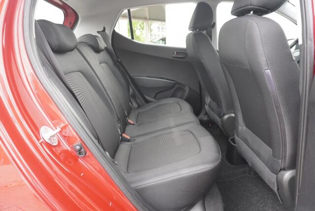 Hyundai I 10 1.0i Comfort CarPlay | Navigatie | NAP | Bluetooth