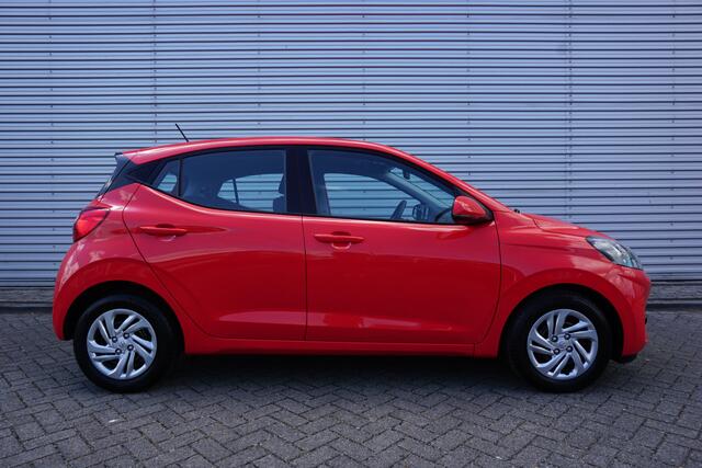 Hyundai I 10 1.0 Comfort Airco / Cruise / Carplay / Lane ass. / Elektr. ramen / NAP
