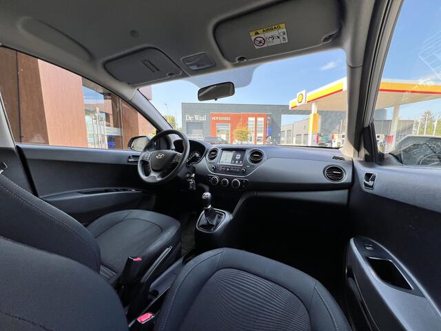 Hyundai I 10 1.0i Comfort | NAV | Apple/ android carplay | Cruise control