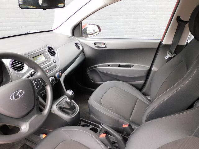 Hyundai I 10 1.0i Comfort TOPSTAAT! 1e EIGENAAR! DEALERONDERHOUDEN! CRUISE! AIRCO! PARKEERSENSOREN!