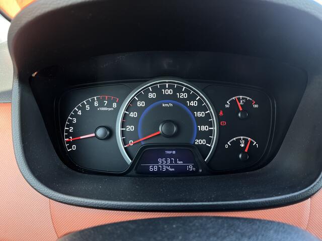 Hyundai I 10 1.0i i-Motion Comfort | Climate | Radio | Cruise |