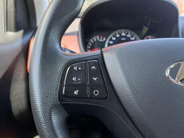 Hyundai I 10 1.0i i-Motion Comfort | Climate | Radio | Cruise |