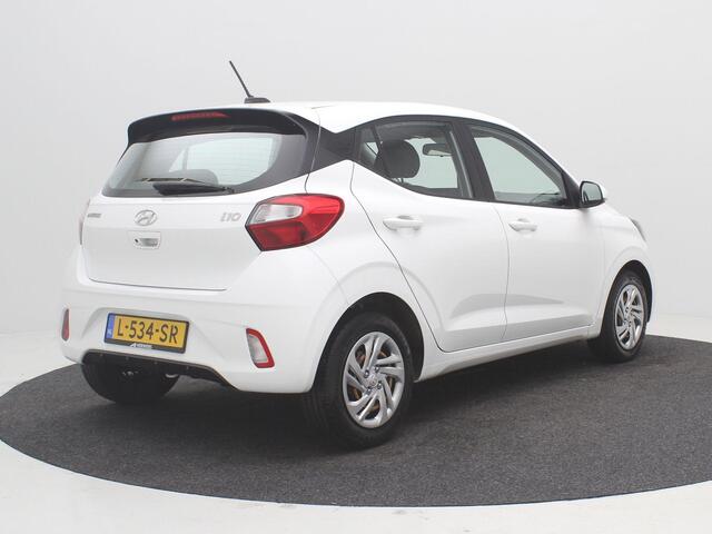 Hyundai I 10 1.0 Comfort Smart / Navigatie / Airco / Cruise Control / 1ste Eigenaar / Dealer Onderhouden / Achteruitrijcamera / Apple CarPlay & Android Auto /