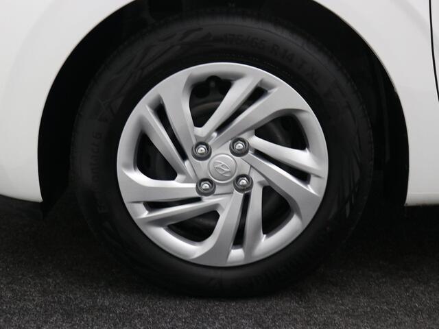 Hyundai I 10 1.0 Comfort Smart / Navigatie / Airco / Cruise Control / 1ste Eigenaar / Dealer Onderhouden / Achteruitrijcamera / Apple CarPlay & Android Auto /