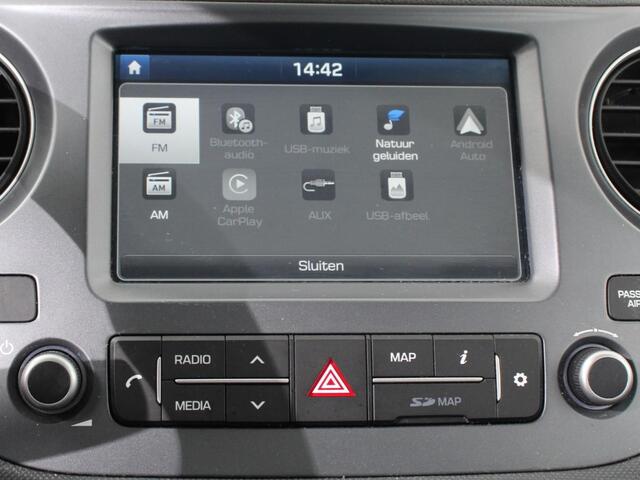 Hyundai I 10 1.0i Comfort Airco Cruise control Navigatie Lichtmetalen velgen Radio Apple Carplay/ Android auto