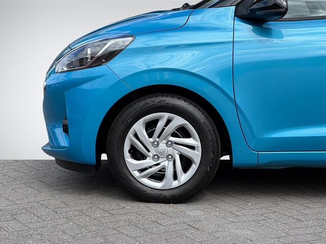 Hyundai I 10 1.0 Premium | Navigatie | Camera | Cruise & Climate Control | Park. Sensor | Bluetooth Tel. | DAB | Rijklaarprijs!