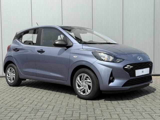 Hyundai I 10 Comfort / Navigatie / Achteruitrijcamera / Parkeersensoren Achter / Airco / Cruise Control / Snel Leverbaar! /