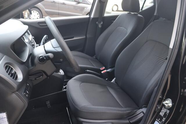 Hyundai I 10 1.0i Comfort NL-Auto!! Navigatie I PDC i Airco